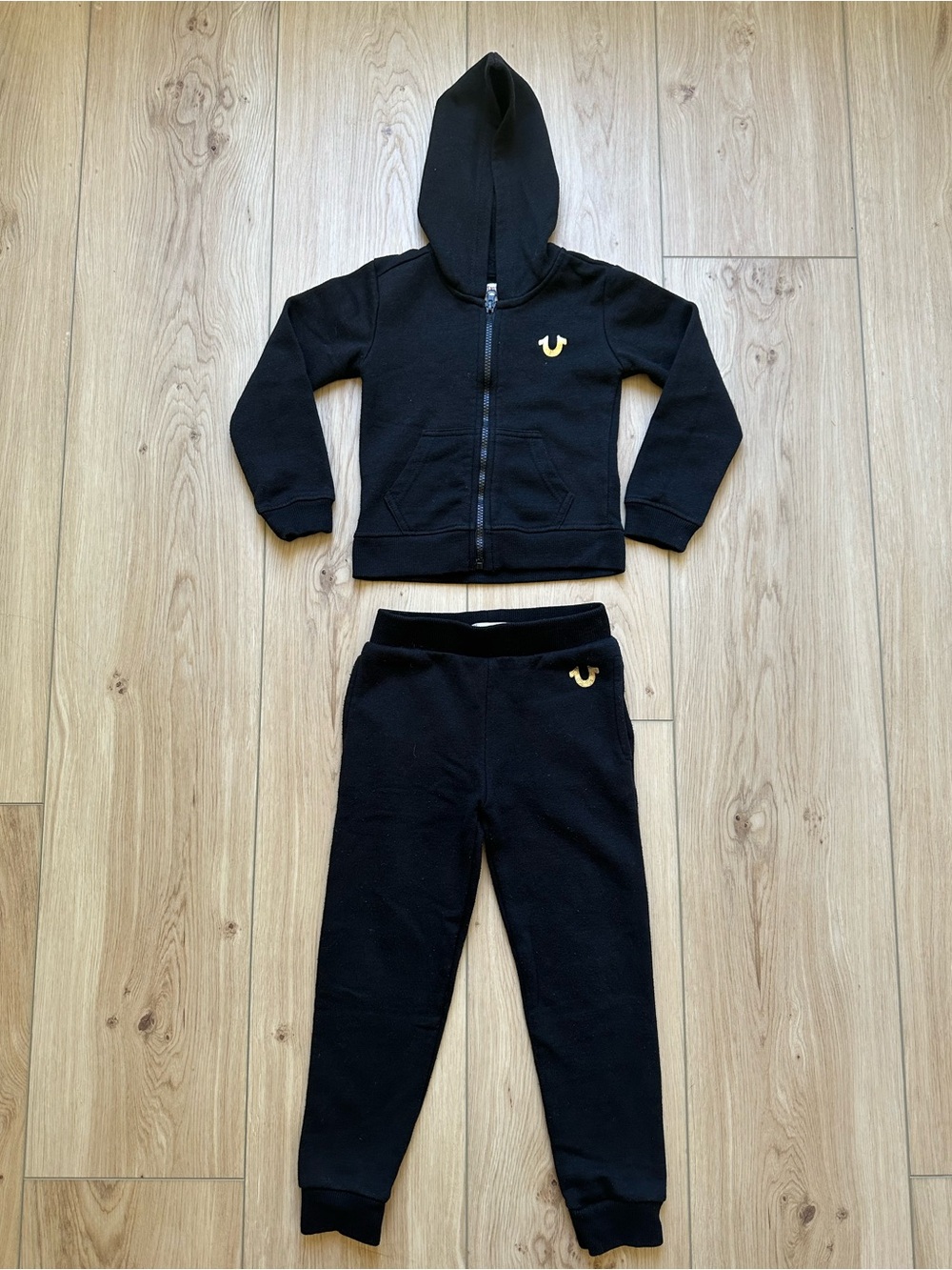 5T True Religion Sweat Set